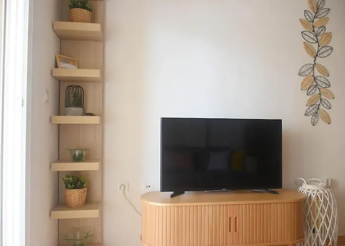 Jardines Del Mar, 30380